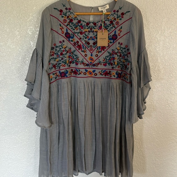 UMGEE Gray  blouse with Colorful Embroidery - Picture 1 of 5
